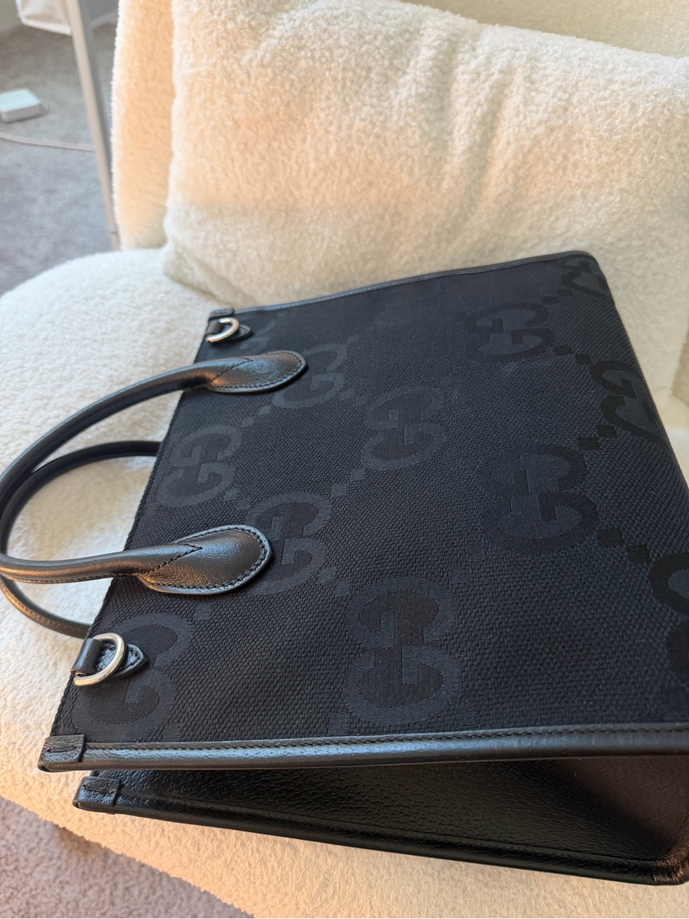 Gucci Monogram GG Jumbo Textured Tote - Picture 7 of 11